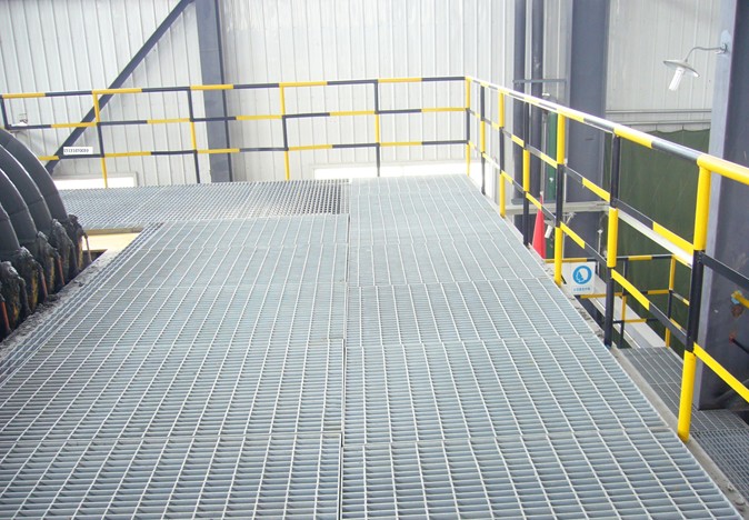 ***做南宁钢板网 菱形孔网等